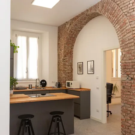 The Brick Arc Haven - New Exclusive Μιλάνο